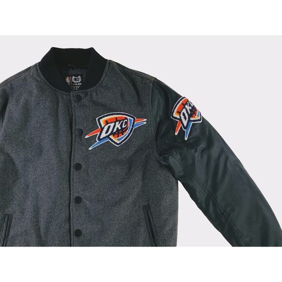 Ultra Game OKC NBA Varsity Jacket Men's Medium Embroidered Logo Quilted Lining - Picture 3 of 14